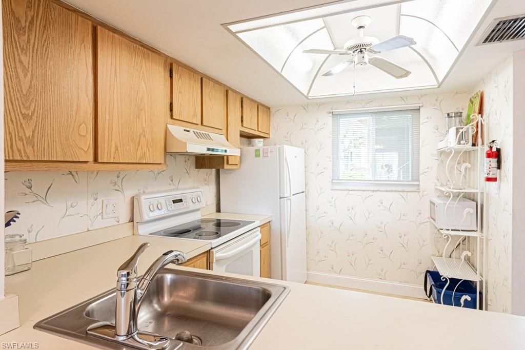 1022 Manatee Rd , Unit D107, Naples, FL 34114 Photo