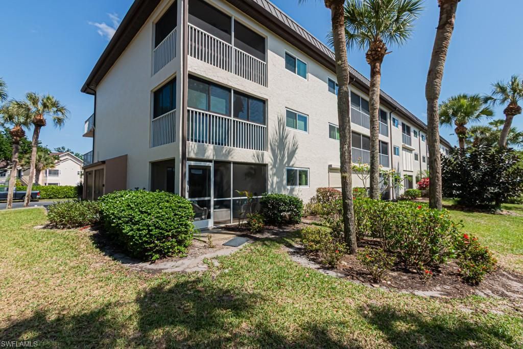 1022 Manatee Rd , Unit D107, Naples, FL 34114 Photo
