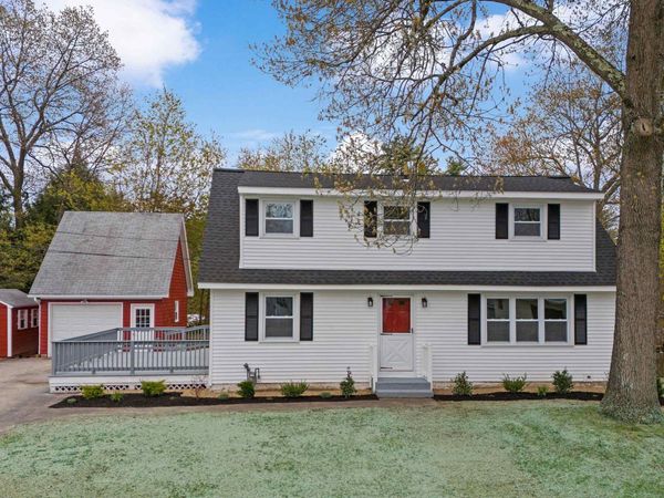 12 Hemlock Street, Hudson, NH 03051