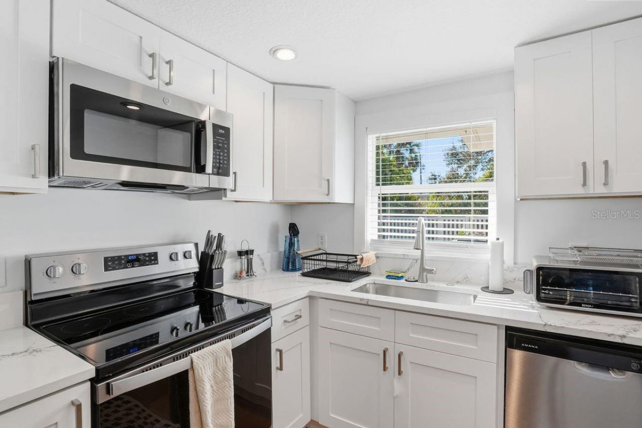 27 Michiana Drive , Terra Ceia, FL 34250 Photo