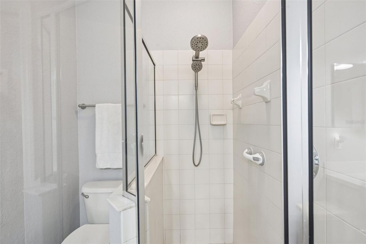 1003 Fairwaycove Lane, Unit 201, Bradenton, FL 34212 Photo