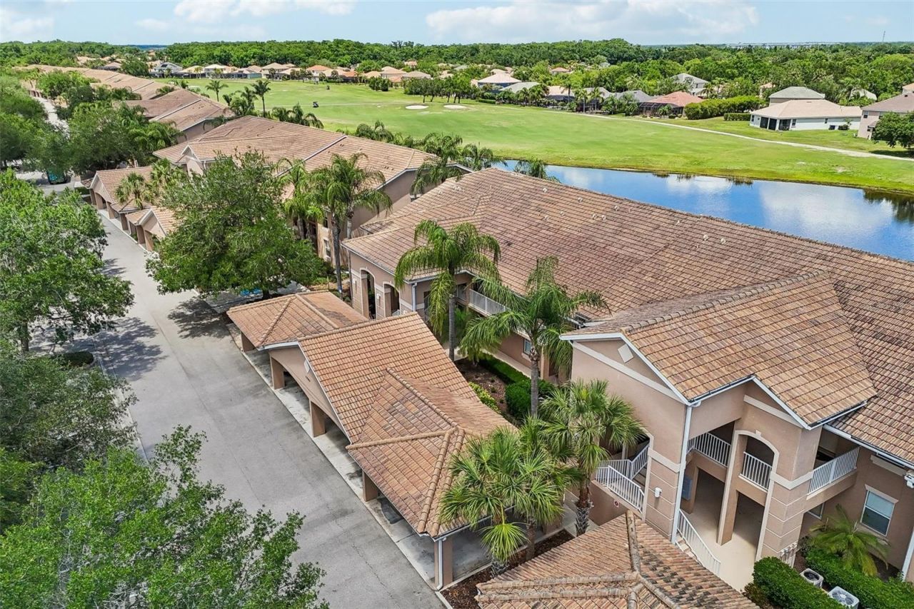 1003 Fairwaycove Lane, Unit 201, Bradenton, FL 34212 Photo