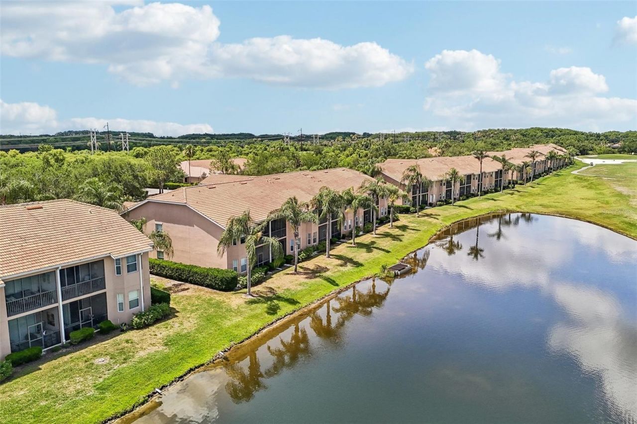 1003 Fairwaycove Lane, Unit 201, Bradenton, FL 34212 Photo
