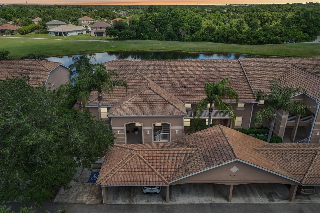 1003 Fairwaycove Lane, Unit 201, Bradenton, FL 34212 Photo