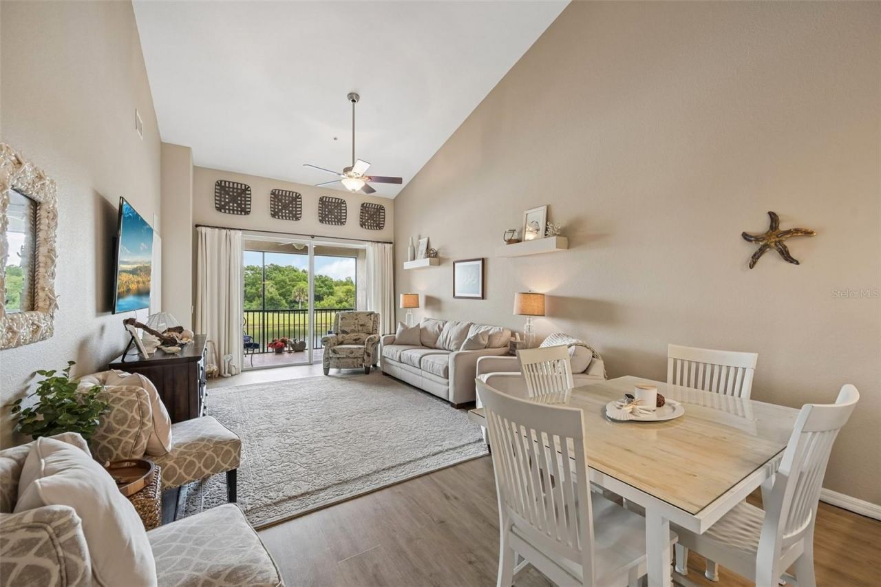 1003 Fairwaycove Lane, Unit 201, Bradenton, FL 34212 Photo