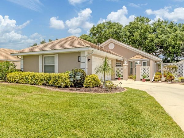 525 CLUBSIDE CIRCLE CIRCLE , Unit 53, VENICE, FL 34293