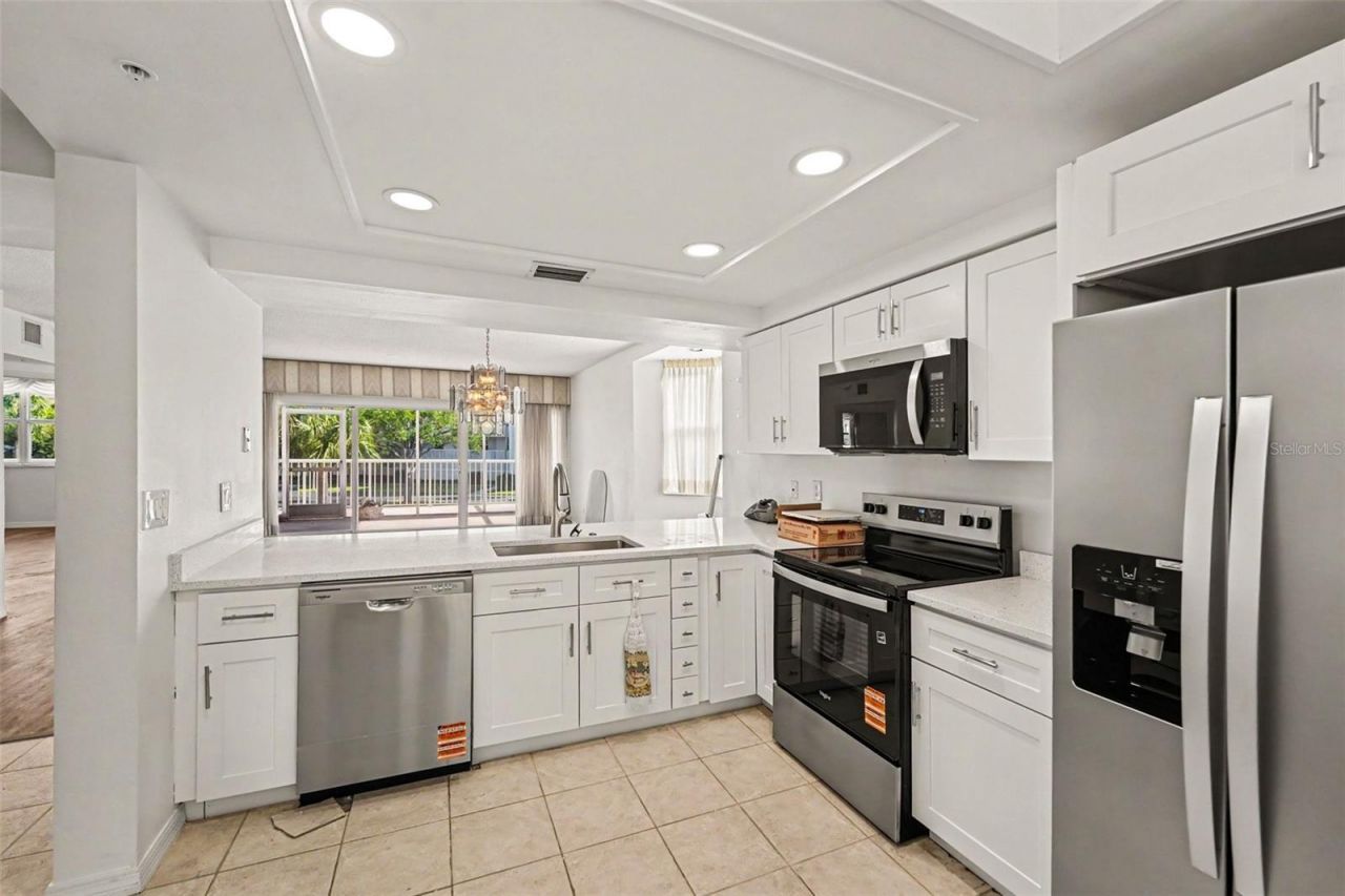 6205 Shoreline Drive , Unit 1106, Saint Petersburg, FL 33708 Photo