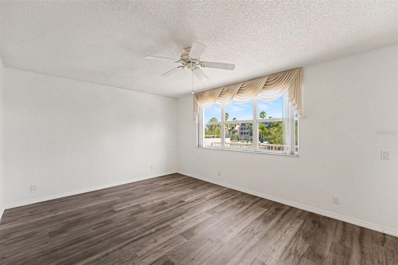 6205 Shoreline Drive , Unit 1106, Saint Petersburg, FL 33708 Photo