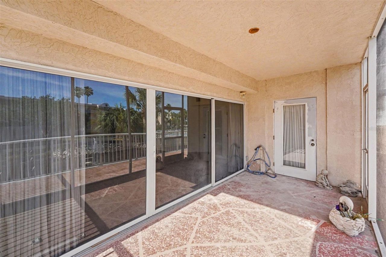 6205 Shoreline Drive , Unit 1106, Saint Petersburg, FL 33708 Photo