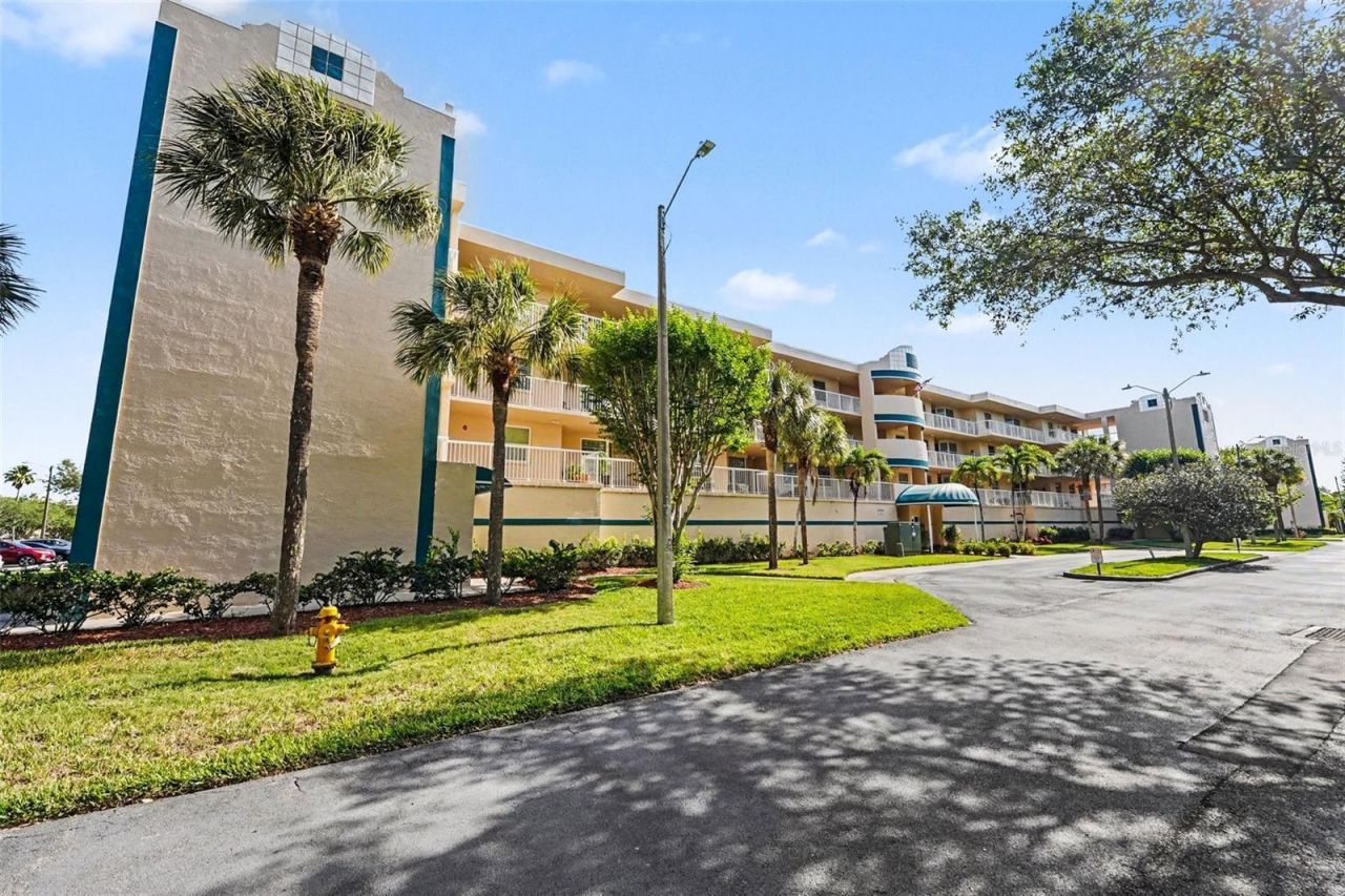 6205 Shoreline Drive , Unit 1106, Saint Petersburg, FL 33708 Photo