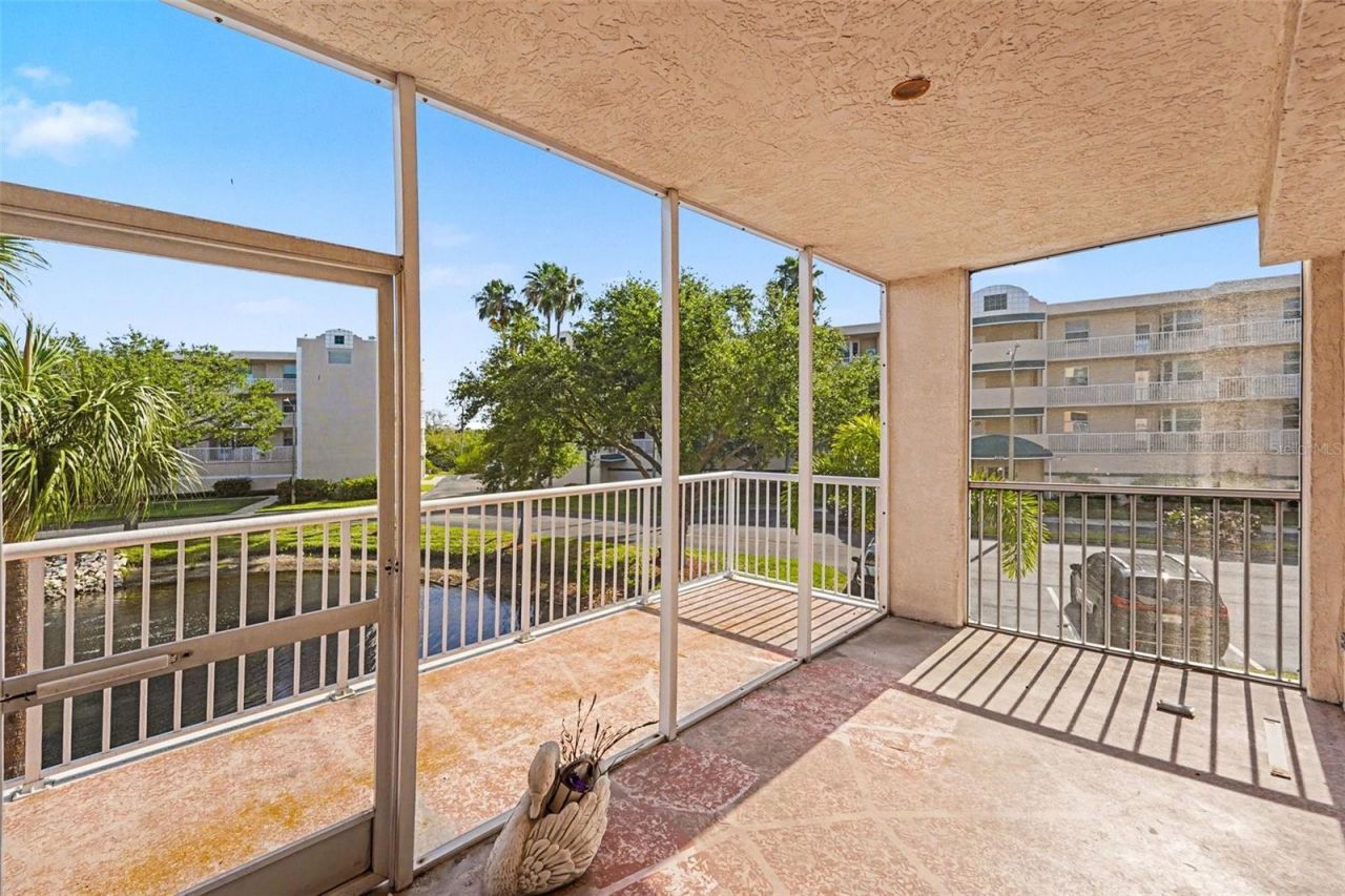 6205 Shoreline Drive , Unit 1106, Saint Petersburg, FL 33708 Photo