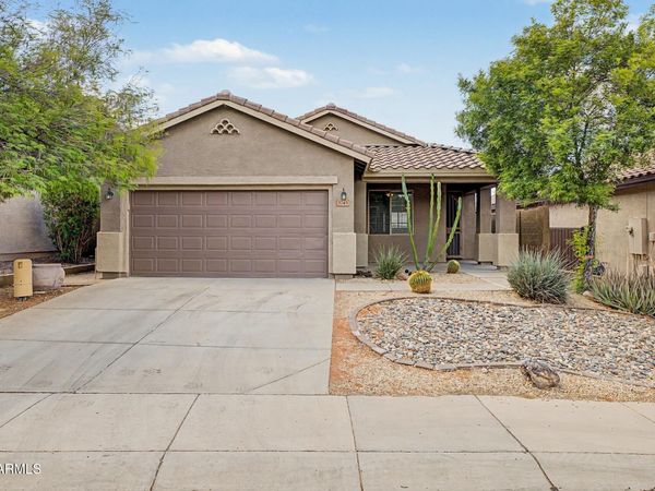 3745 W Amber Nickole Court, Phoenix, AZ 85086