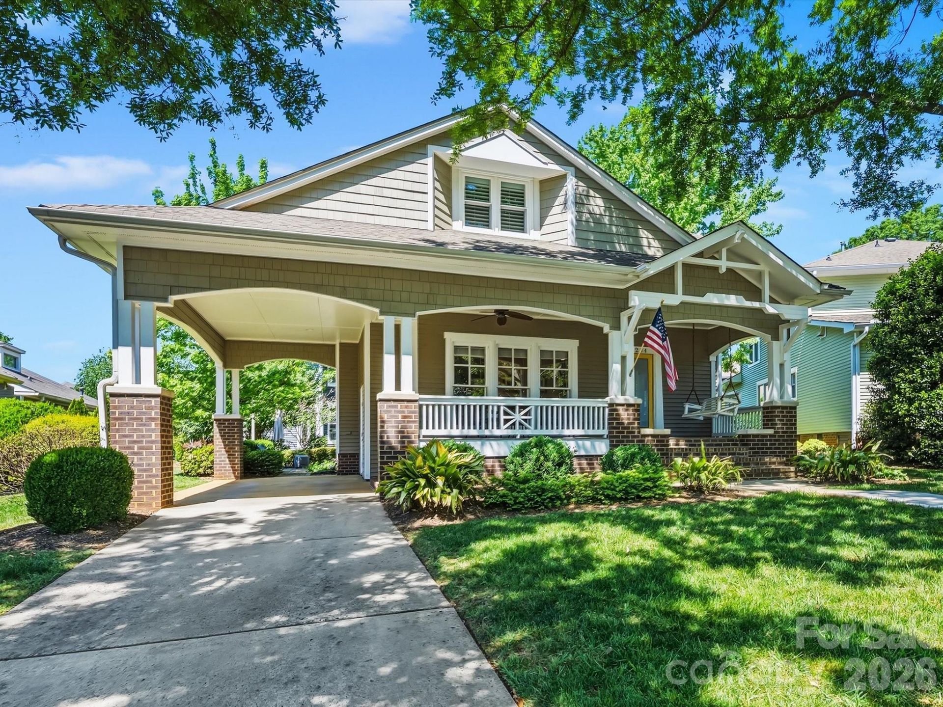 2204 Winthrop Avenue, Charlotte, NC 28203 Main Photo