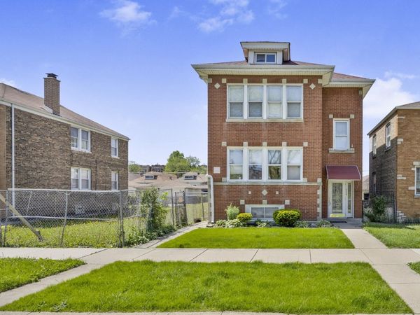 4428 S Christiana Avenue , Chicago, IL 60632