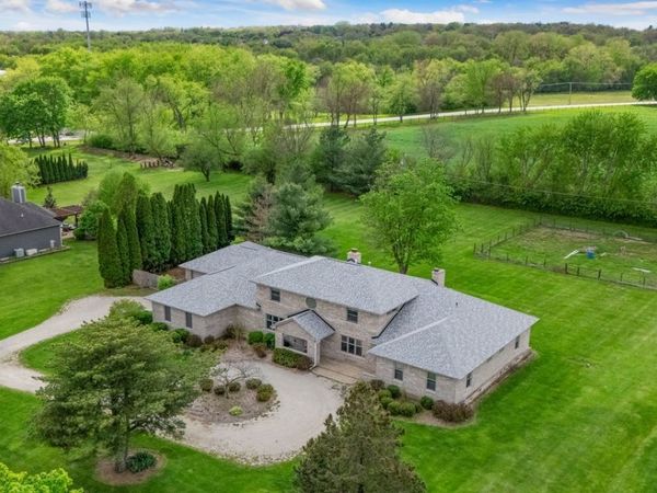3N946 Babson Lane , St. Charles, IL 60175