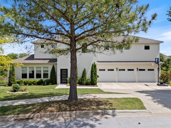 1584 S Springlake Drive , Fayetteville, AR 72701