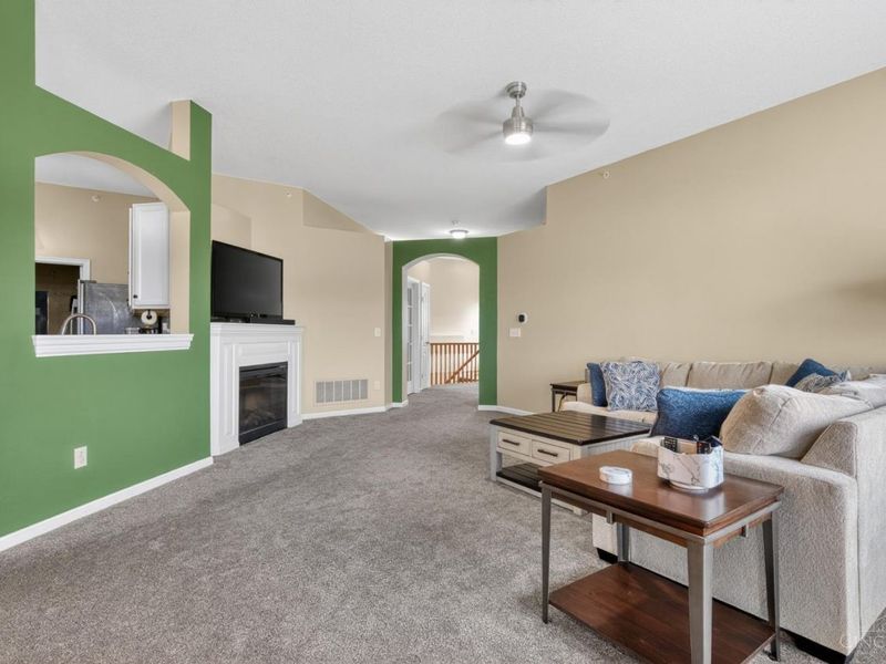 7765 Skyview Circle, Green Township, OH 45248 Photo 12