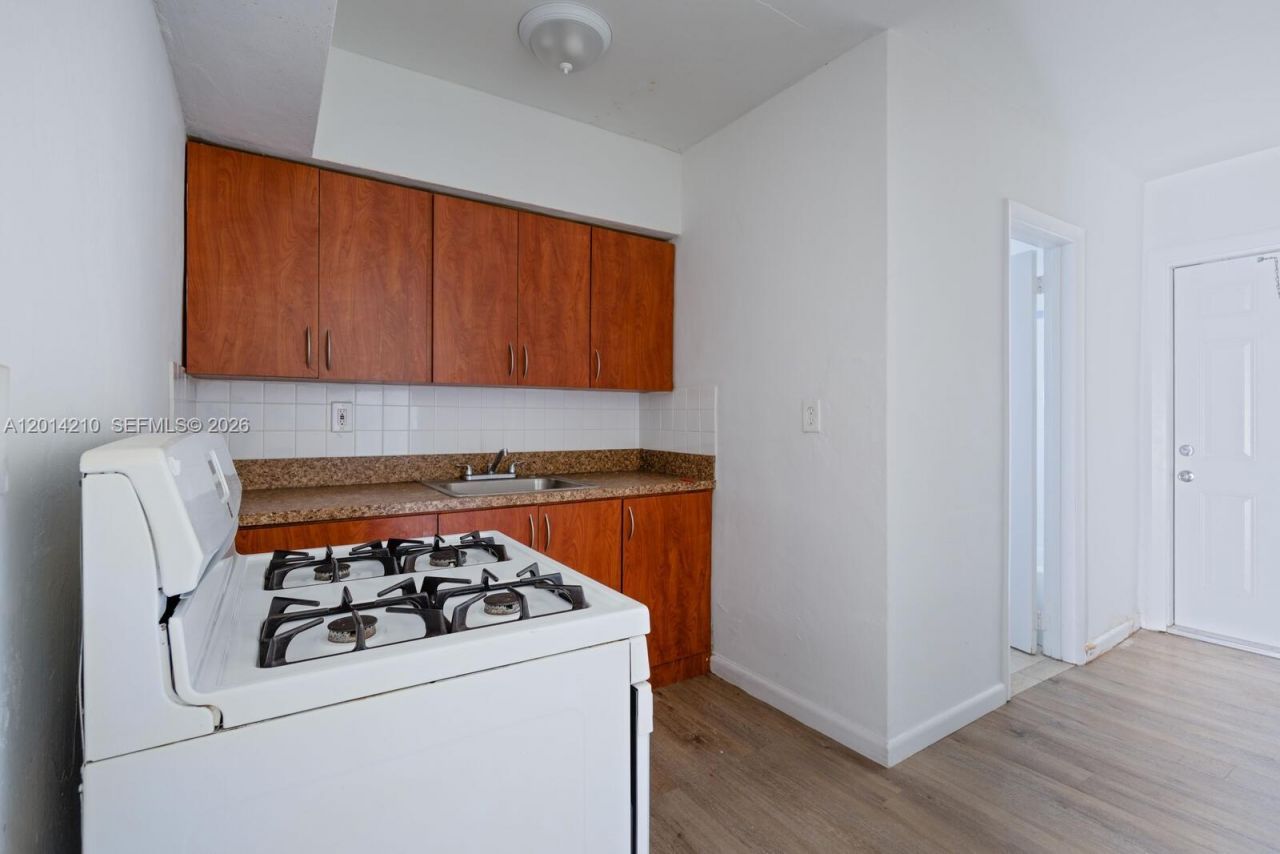 13651 SW 268th St , Unit 8, Homestead, FL 33032 Photo