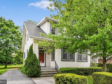 194 WALNUT STREET, LEBANON, PA 17042