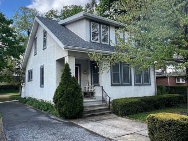 194 WALNUT STREET , LEBANON, PA 17042