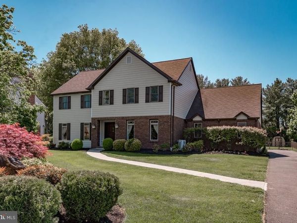 6 LOMBARDY DRIVE , WILMINGTON, DE 19803