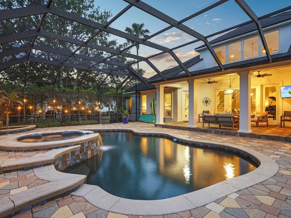 220 Fiddlers Point Dr, St Augustine, FL 32080