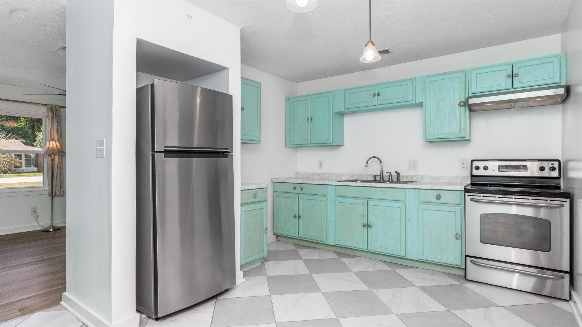 4070 Long Line Ln.  Photo 10