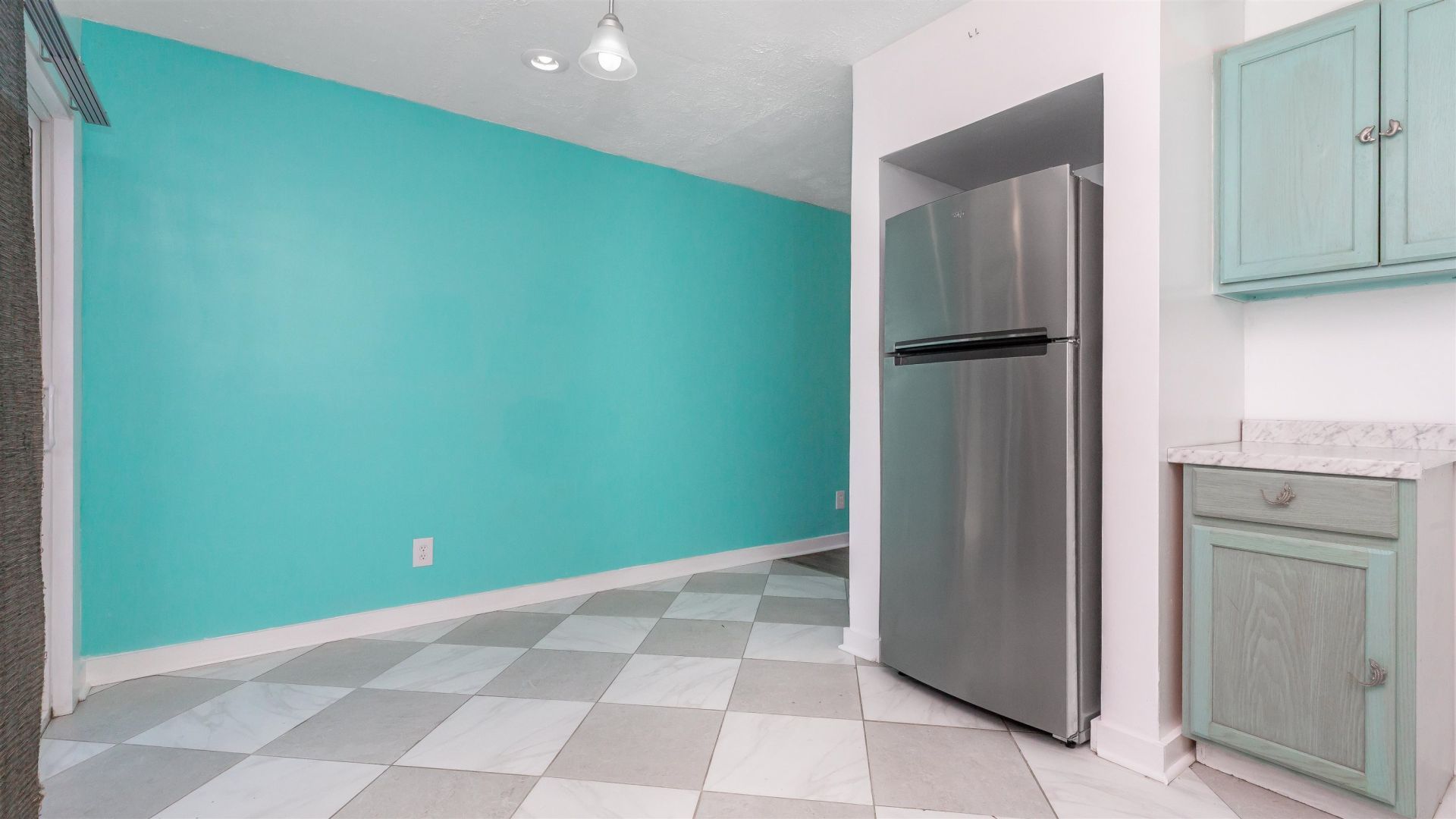 4070 Long Line Ln.  Photo 12