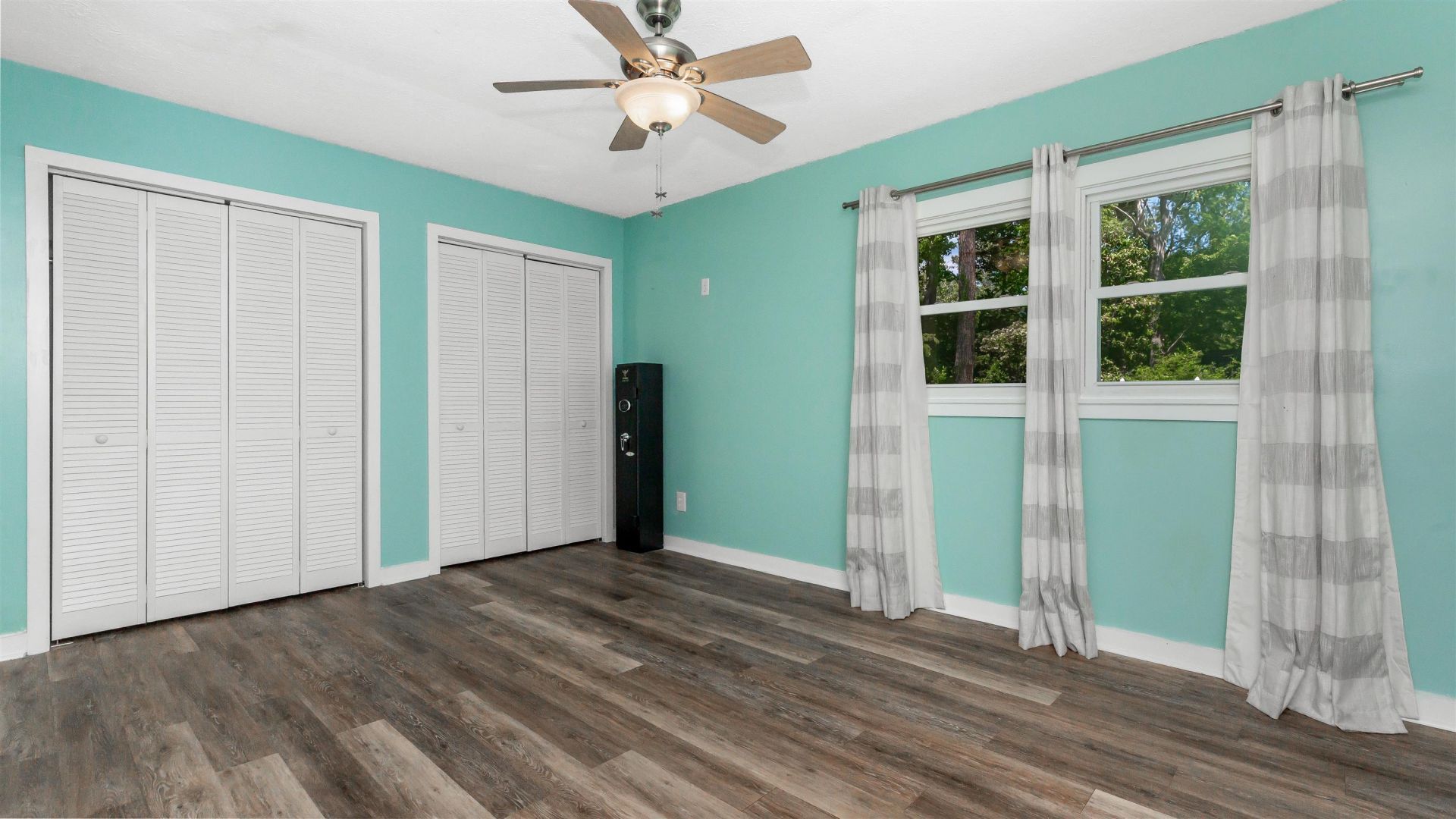 4070 Long Line Ln.  Photo 15