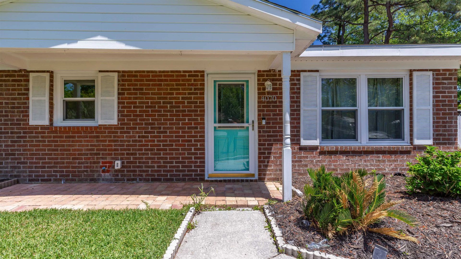 4070 Long Line Ln.  Photo 4