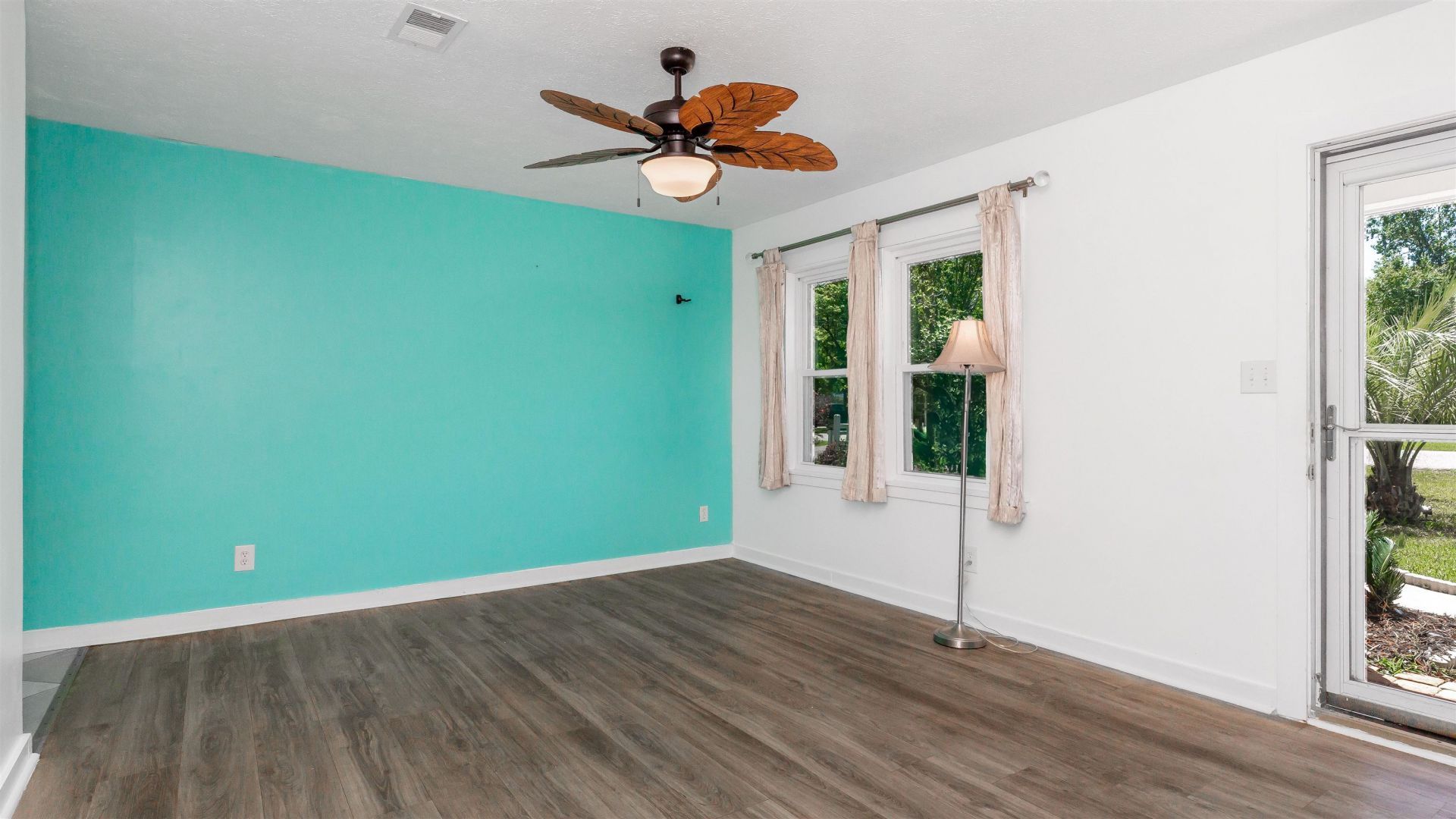 4070 Long Line Ln.  Photo 6
