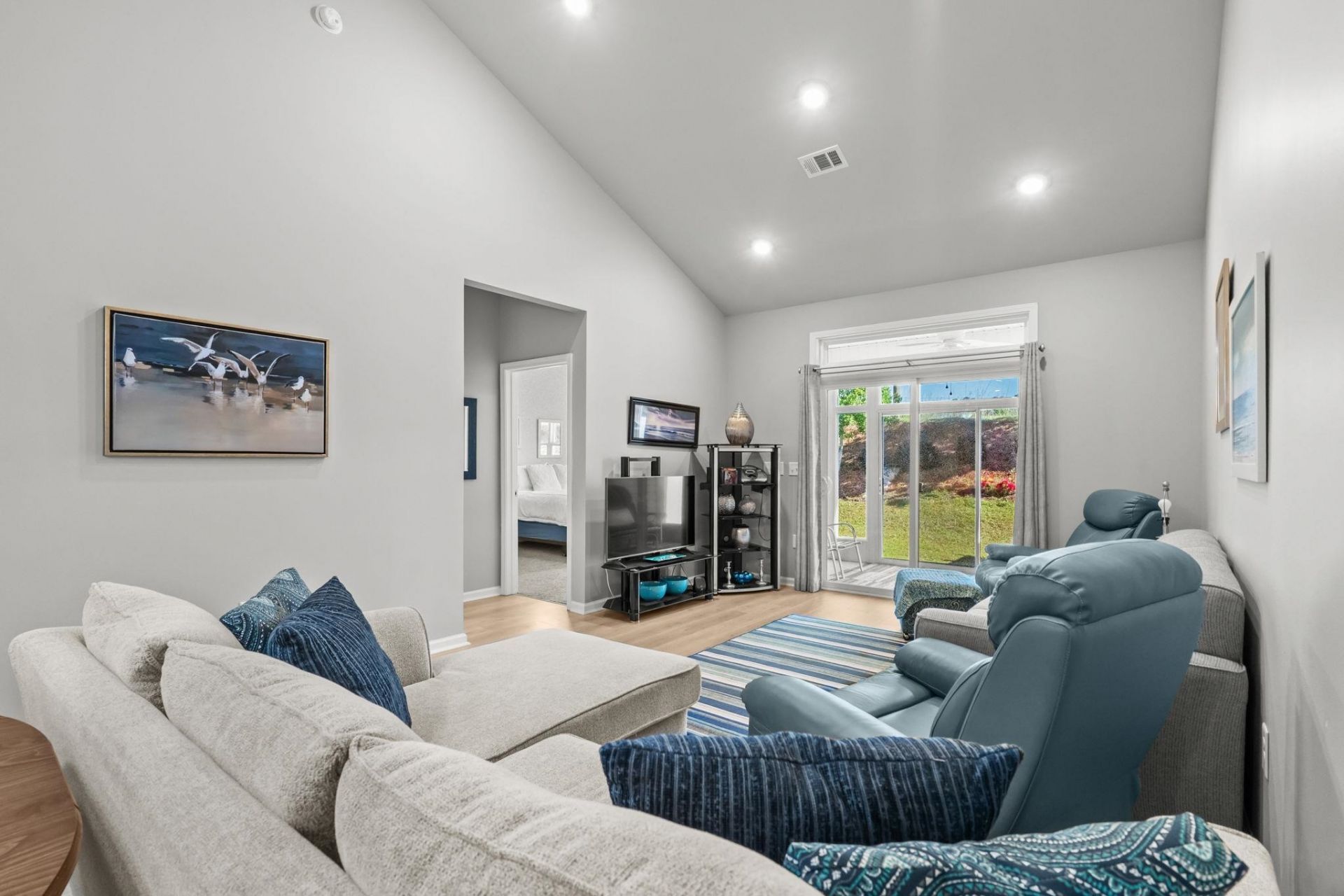 4053 Taranto Loop  Photo 18