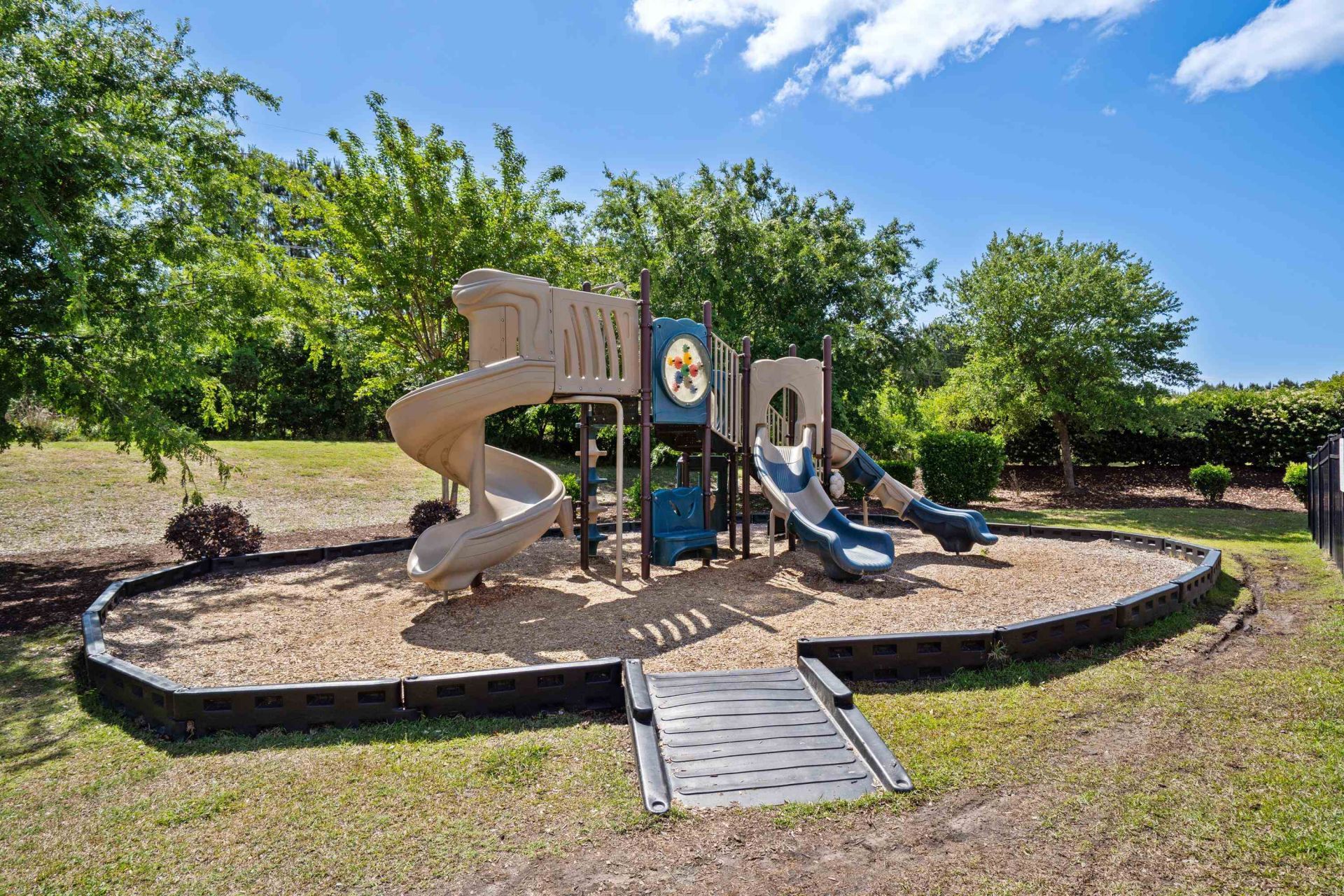 4053 Taranto Loop  Photo 48