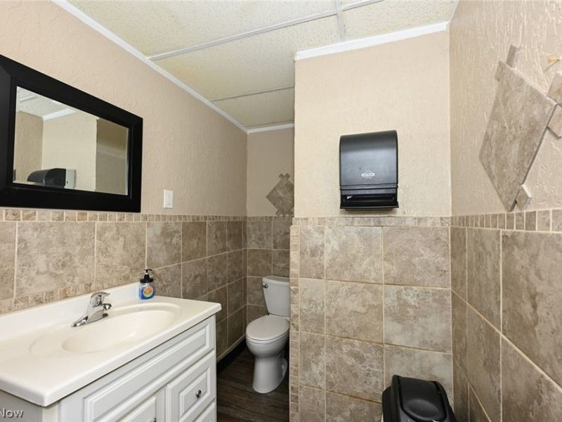 5384 Saint Clair Avenue, Cleveland, OH 44103 Photo 15