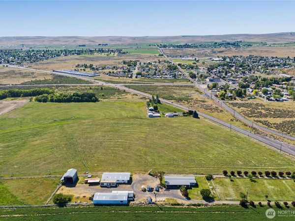 721 Rd 20 NE, Soap Lake, WA 98851