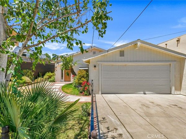 221 Acacia Lane, Newbury Park, CA 91320