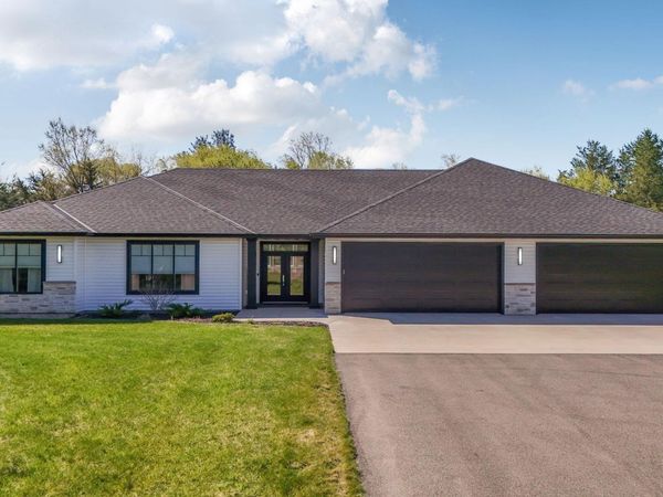 4777 Pine Point Road , Sartell, MN 56377