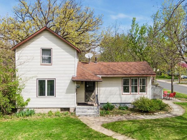 302 9th Street W, Hastings, MN 55033