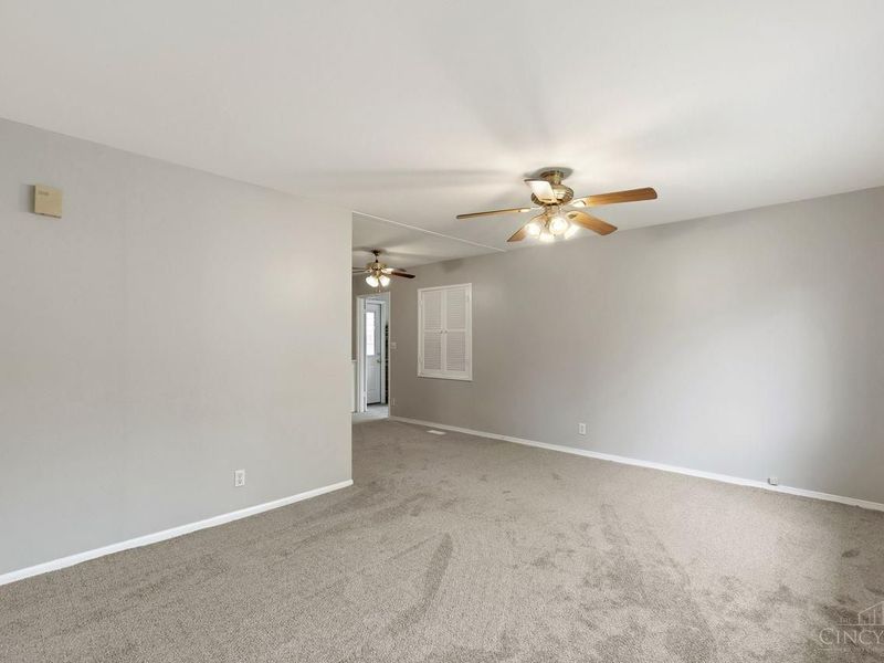 8490 Smallwood Lane, Sycamore Township, OH 45236 Photo 5
