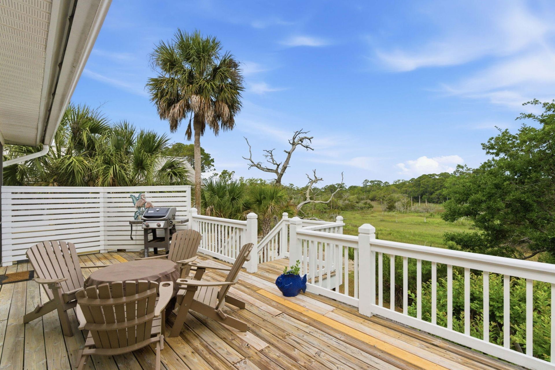 504 W Beach Court Photo 40