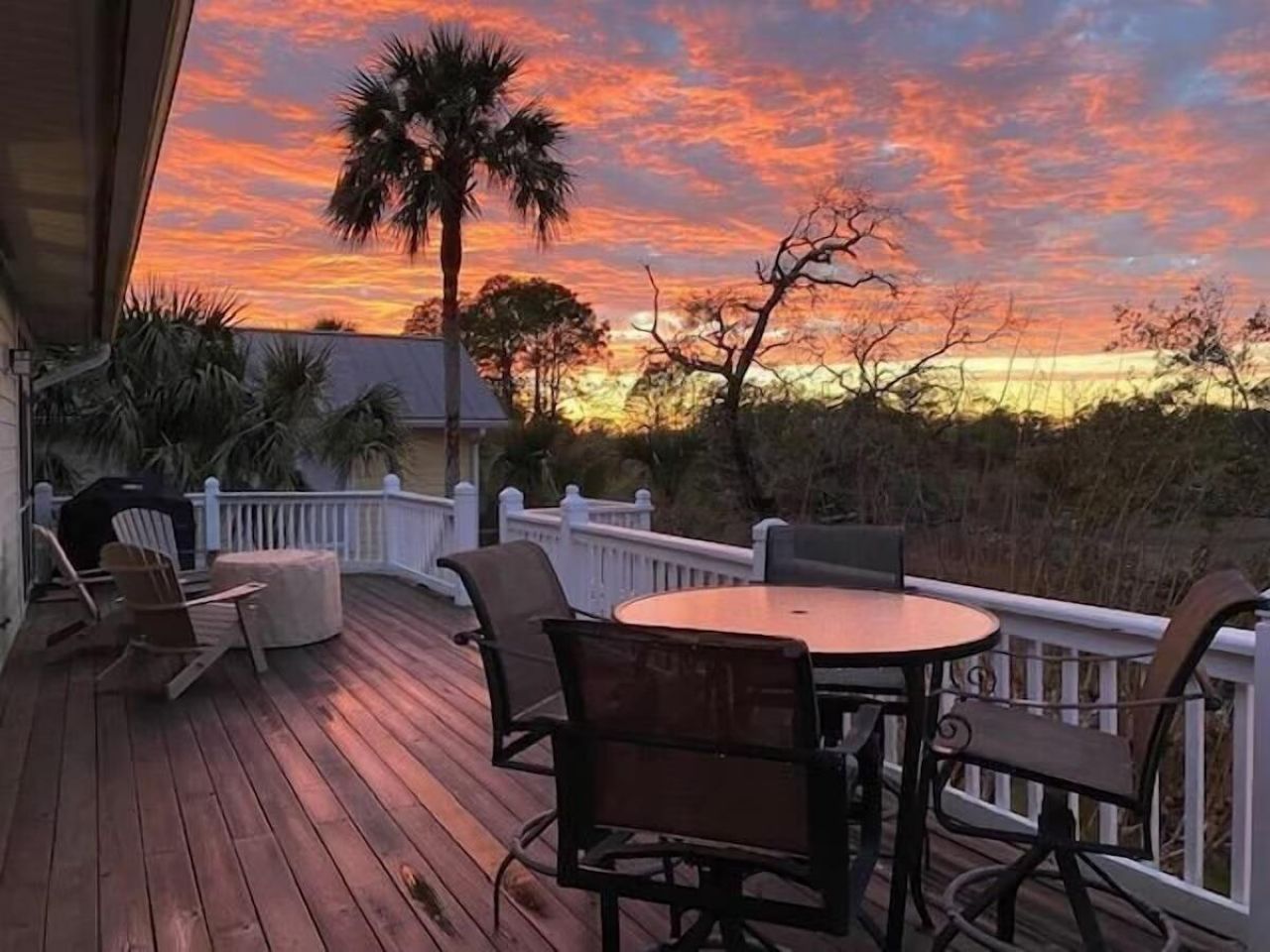 504 W Beach Court Photo 41