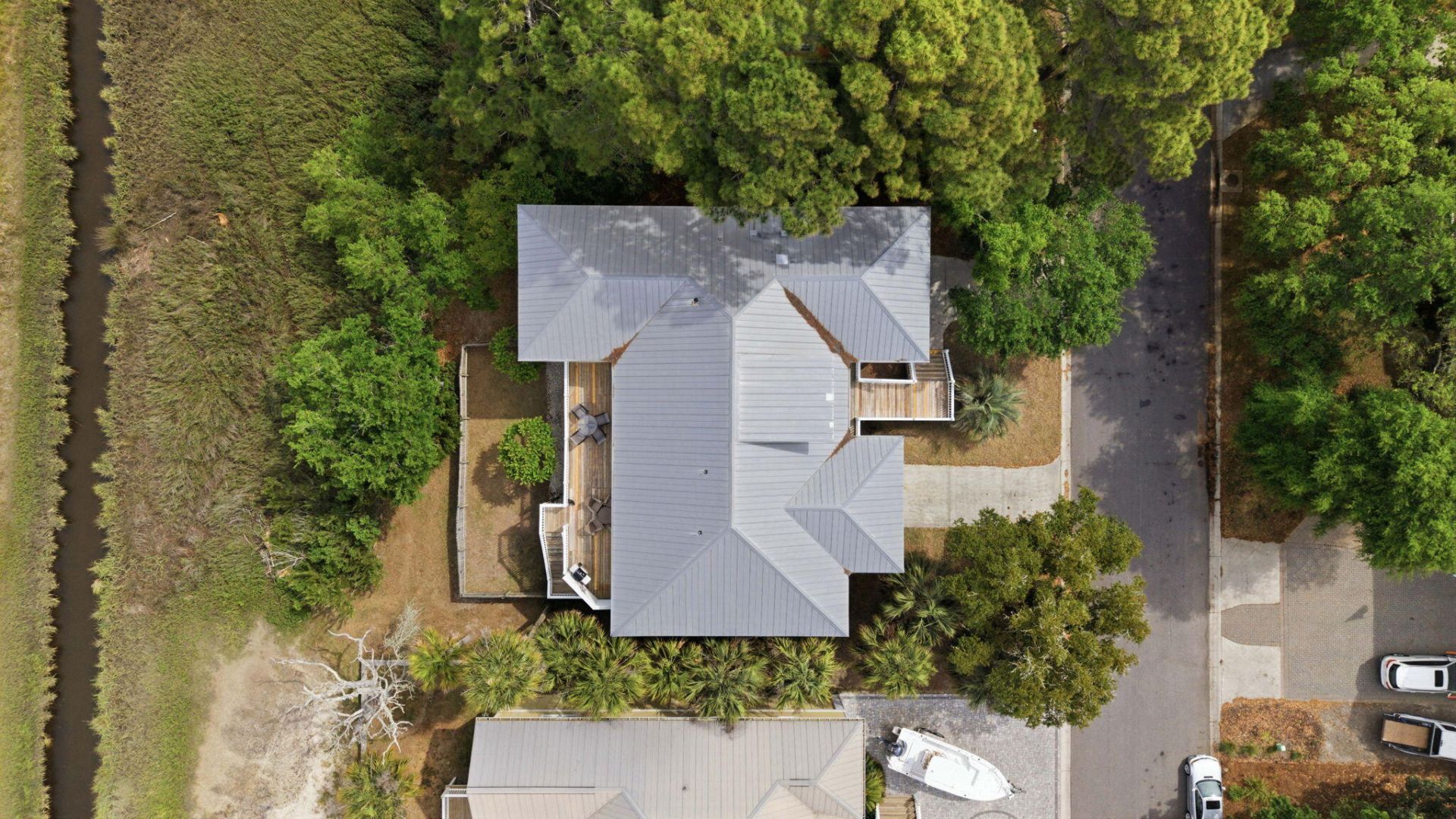 504 W Beach Court Photo 48