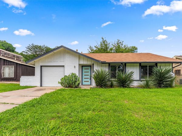 6208 Parliament DR, Austin, TX 78724
