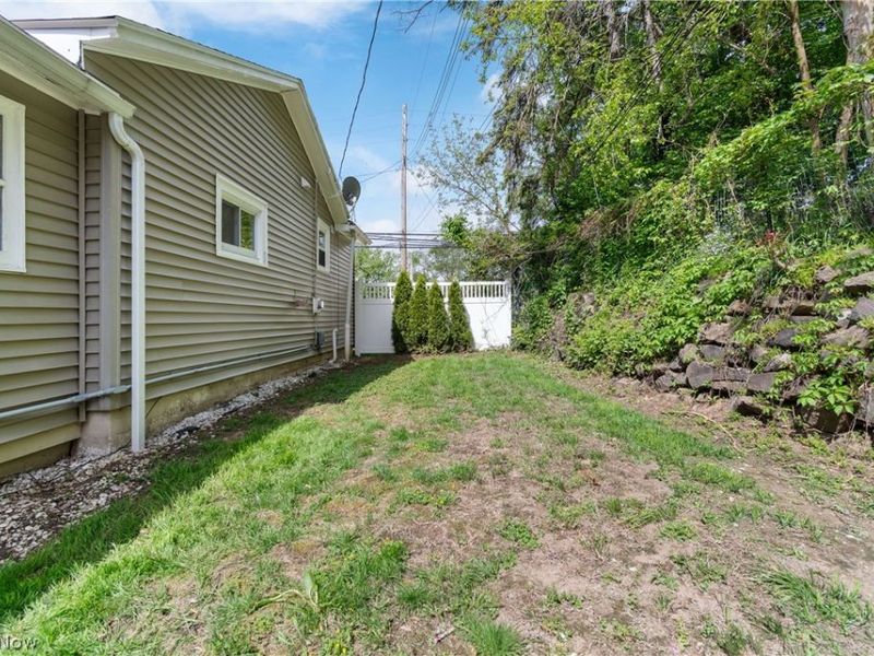 3771 S Turkeyfoot Road, New Franklin, OH 44319 Photo 10