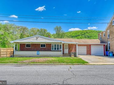 341 HAZEL STREET, READING, PA 19611