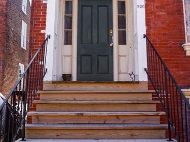 220 HIGH STREET, PETERSBURG, VA 23803