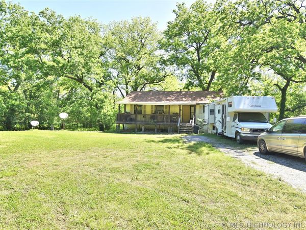 17365 Redbud Drive, Catoosa, OK 00000