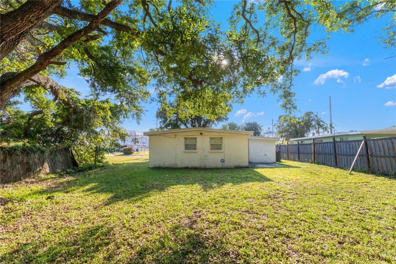 1421 14th Street E, Bradenton, FL 34208 Photo