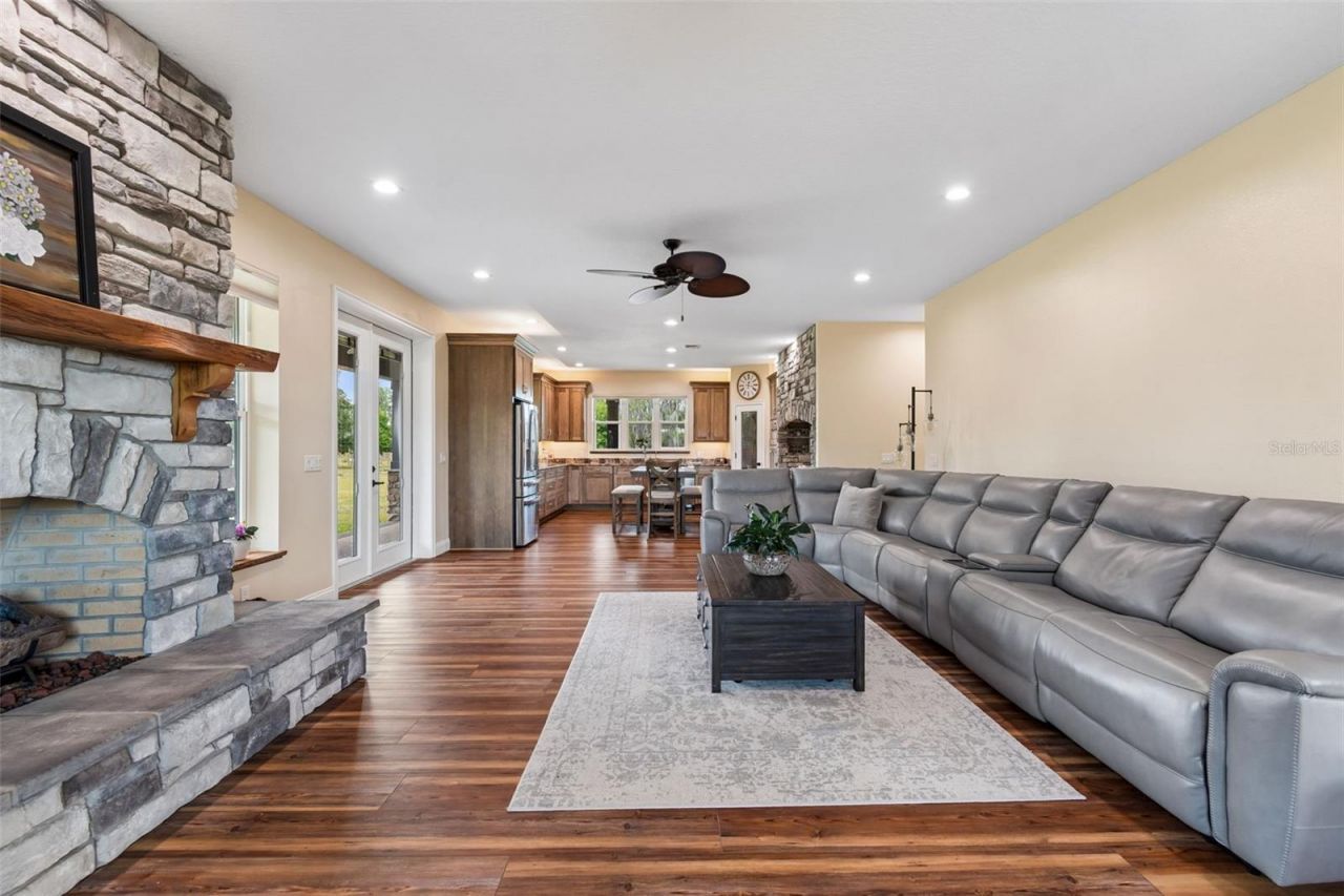 41451 Nipper Road, Zephyrhills, FL 33540 Photo