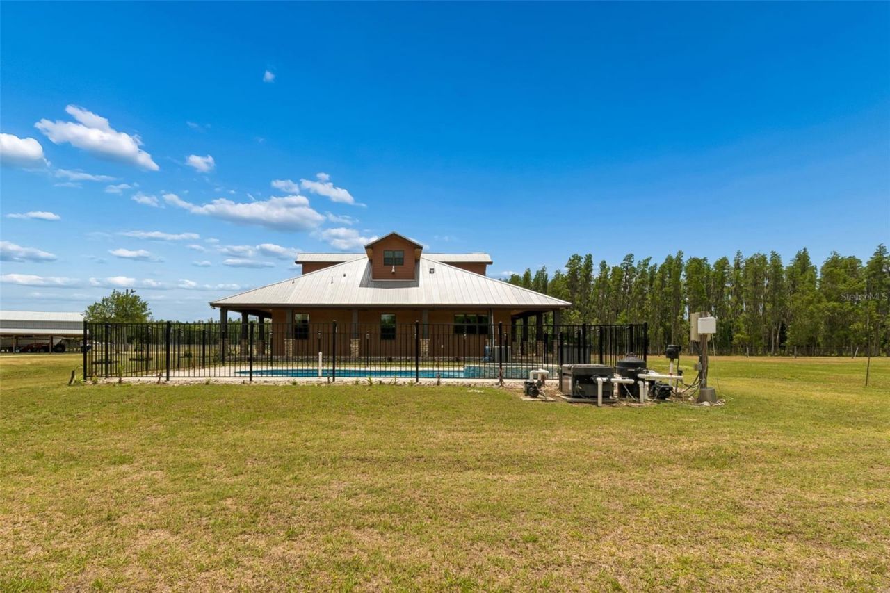 41451 Nipper Road, Zephyrhills, FL 33540 Photo